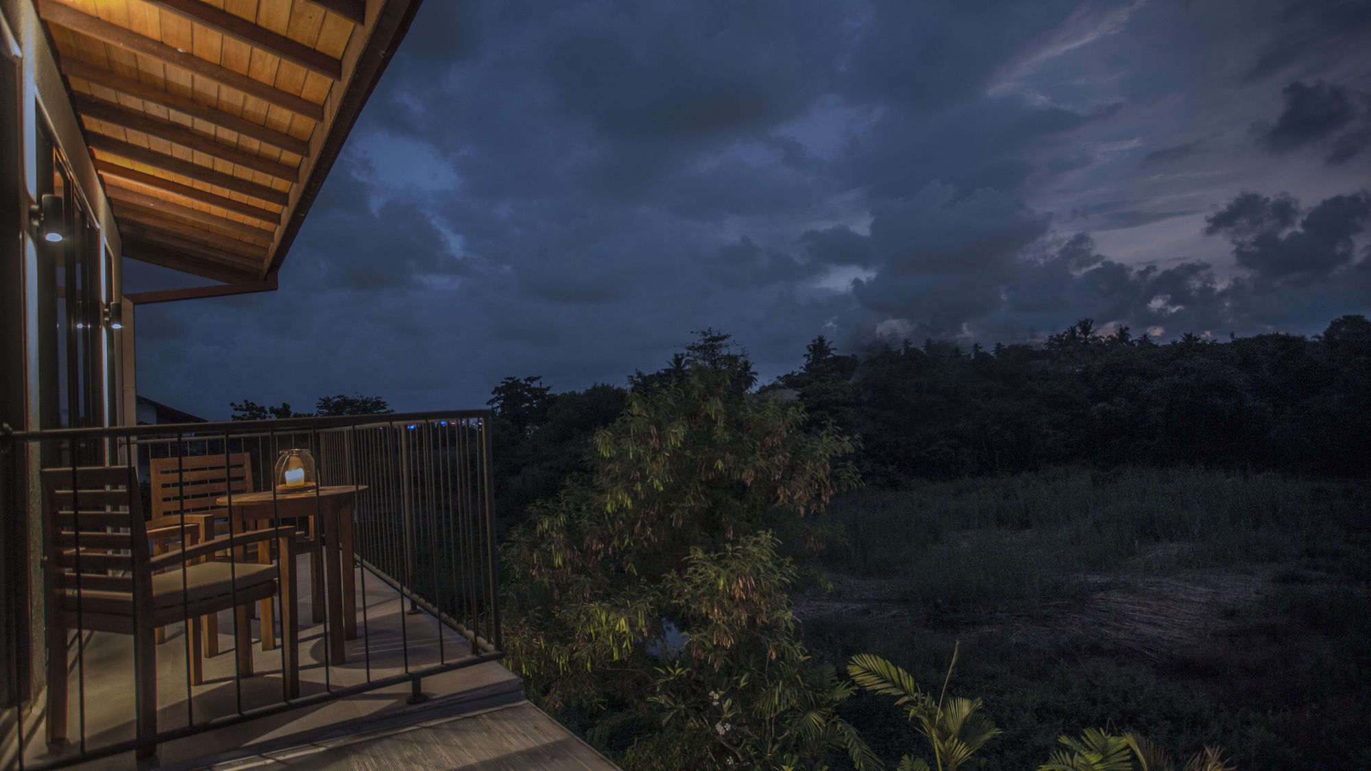 The Mangrove Hotel Colombo Exterior photo